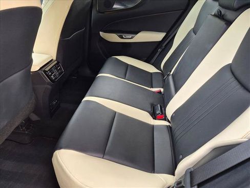 Used 2022 Lexus NX 350 AWD image 18