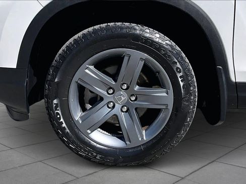 Used 2022 Honda Ridgeline RTL image 11