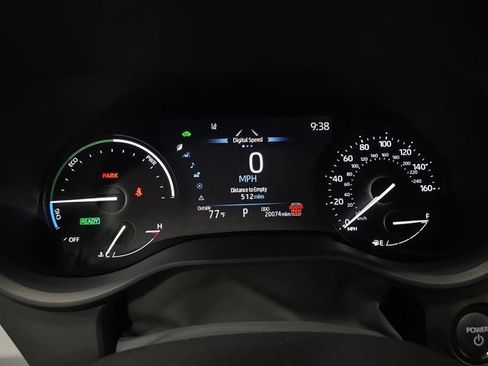 Certified 2026 Toyota Sienna XLE FWD image 16