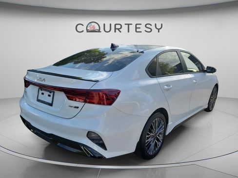 Used 2023 Kia Forte GT-Line w/ GT-Line Premium Package FWD image 3