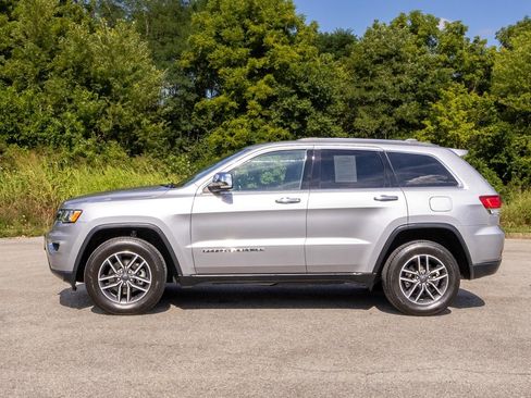 Used 2020 Jeep Grand Cherokee Limited w/ Luxury Group II image 39