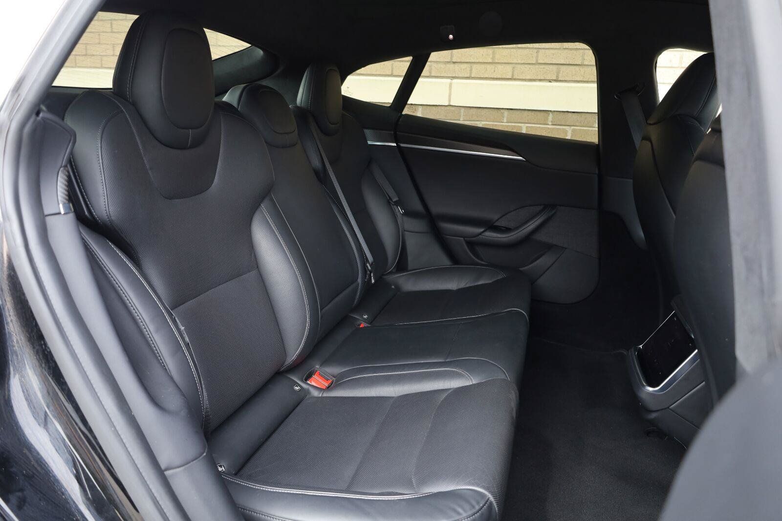 Used 2022 Tesla Model S Plaid AWD/4WD image 24