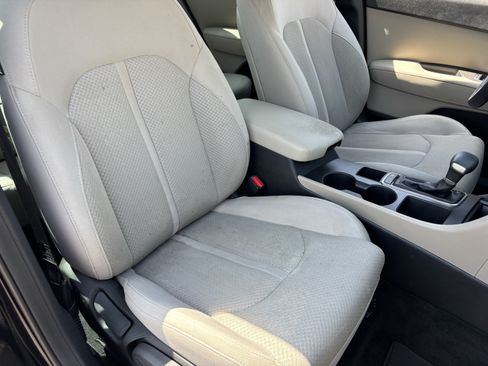 Used 2018 Kia Optima LX w/ 17" Alloy Wheels Package FWD image 8