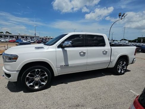 Used 2020 RAM 1500 Limited RWD image 4
