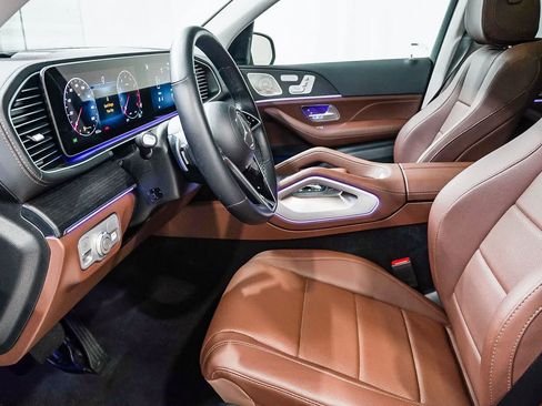 Certified 2026 Mercedes-Benz GLS 450 4MATIC image 20