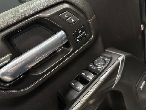 Used 2023 GMC Sierra 2500 AT4 w/ AT4 Preferred Package image 31