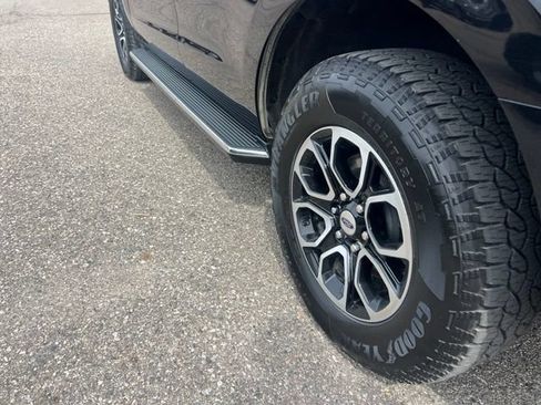Certified 2023 Ford Expedition XLT AWD/4WD image 27