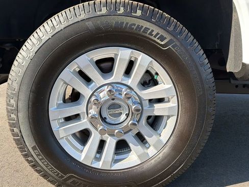 Used 2019 Ford F250 XLT AWD/4WD image 11
