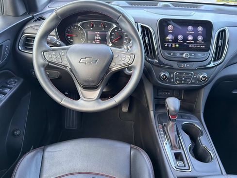 Used 2023 Chevrolet Equinox RS w/ RS Leather Package FWD image 18