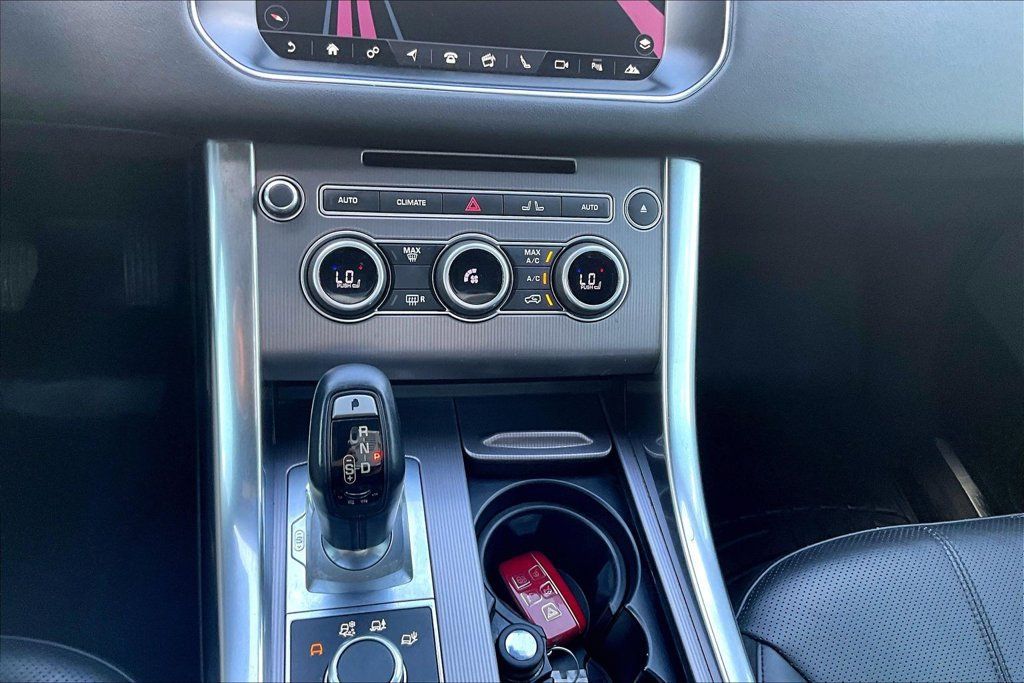 Used 2017 Land Rover Range Rover Sport HSE AWD/4WD image 23