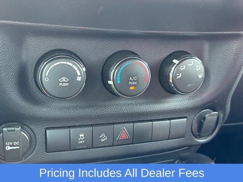 Used 2016 Jeep Wrangler Sport AWD/4WD image 11