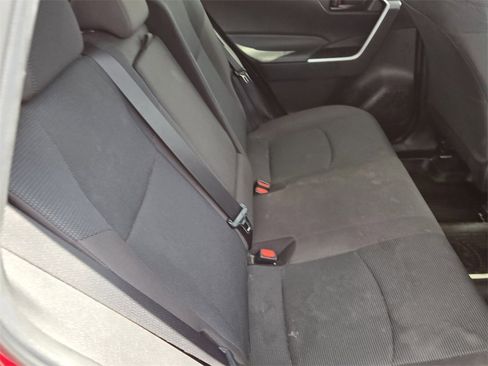 Used 2023 Toyota RAV4 LE image 17