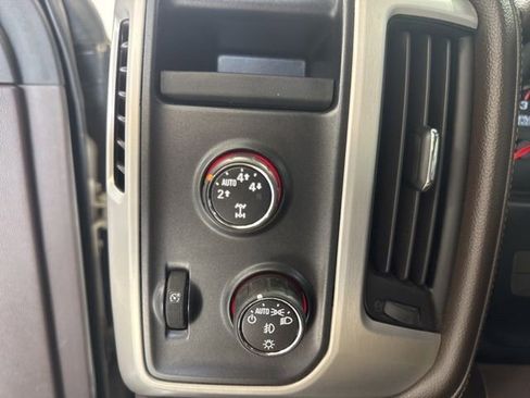 Used 2014 GMC Sierra 1500 SLT w/ Suspension Package, Off-Road AWD/4WD image 17