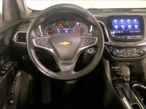 Used 2023 Chevrolet Equinox Premier FWD image 5