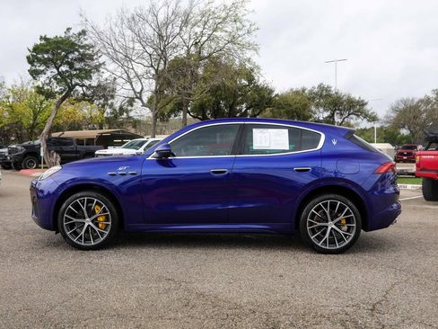 Used 2023 Maserati Grecale GT image 2