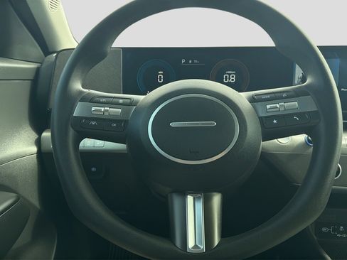 Certified 2025 Hyundai Kona SE AWD/4WD image 15