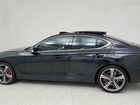 Used 2025 Genesis G70 2.5T w/ Sport Prestige Package image 4