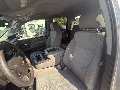 Used 2018 Chevrolet Silverado 1500 Custom w/ Custom Value Package AWD/4WD image 16