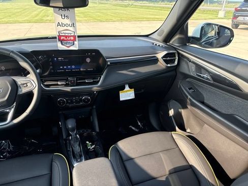 Used 2025 Chevrolet TrailBlazer ACTIV w/ Convenience Package AWD/4WD image 26