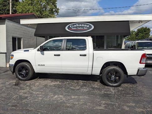 Used 2023 RAM 1500 Big Horn AWD/4WD image 2