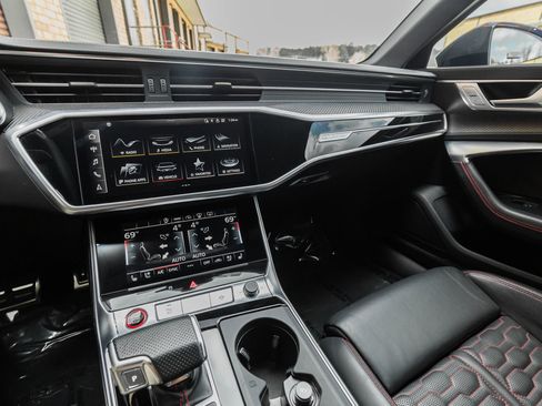 Used 2021 Audi RS 6 w/ Executive Package AWD/4WD image 27