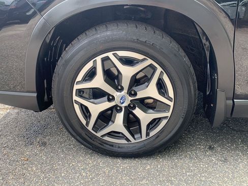 Used 2019 Subaru Forester Premium AWD/4WD image 34