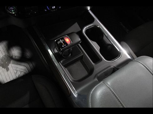Certified 2024 Chevrolet Silverado 1500 LT Trail Boss w/ Convenience Package II AWD/4WD image 18