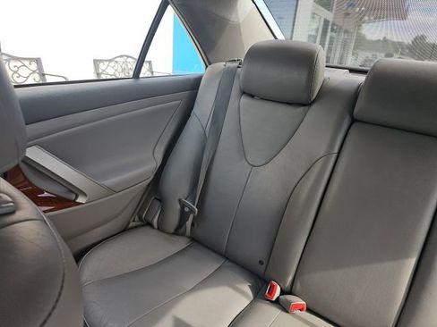 Used 2011 Toyota Camry XLE w/ XLE Extra-Value Pkg #2 FWD image 12
