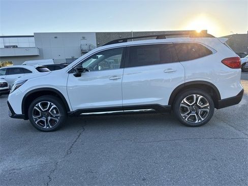 New 2025 Subaru Ascent Limited image 6