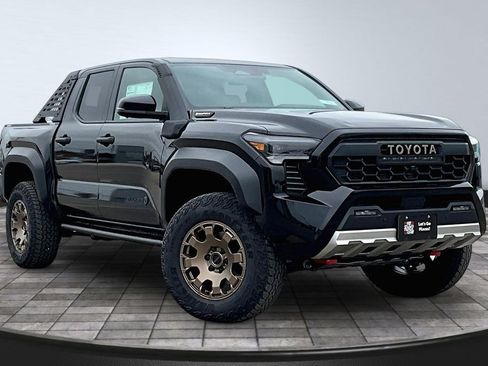 New 2026 Toyota Tundra Limited AWD/4WD image 3