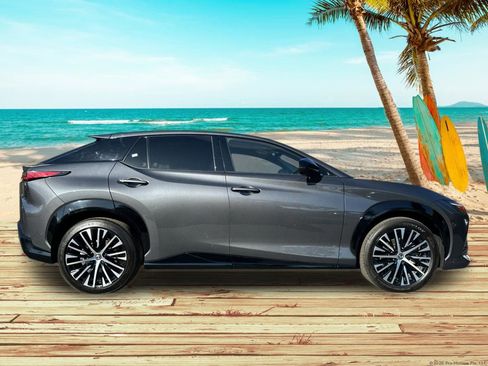 Used 2023 Lexus RZ 450e Premium w/ Cold Area Package image 7