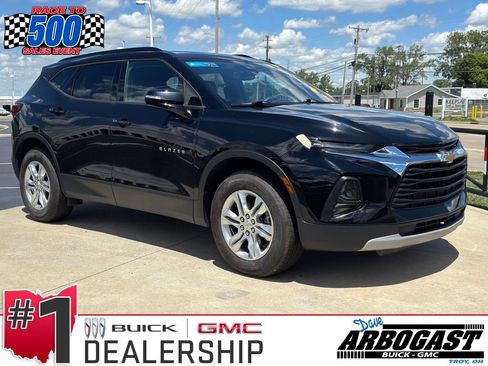 Used 2021 Chevrolet Blazer LT FWD image 1
