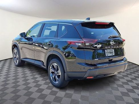 New 2026 Nissan Rogue SV image 4
