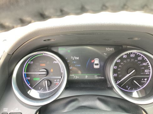 Used 2020 Toyota Camry XLE FWD image 19