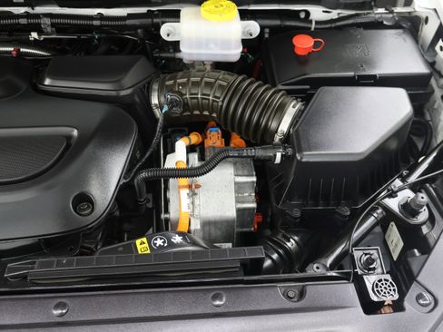 Used 2024 Chrysler Pacifica Limited FWD image 22