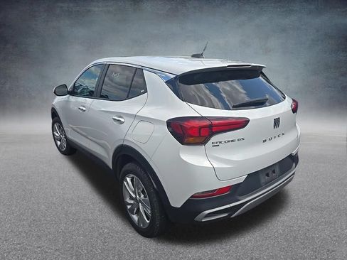 Used 2025 Buick Encore GX Preferred AWD/4WD image 4