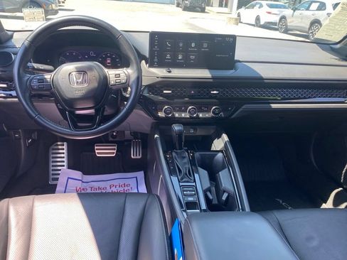 Used 2025 Honda Accord Sport image 8