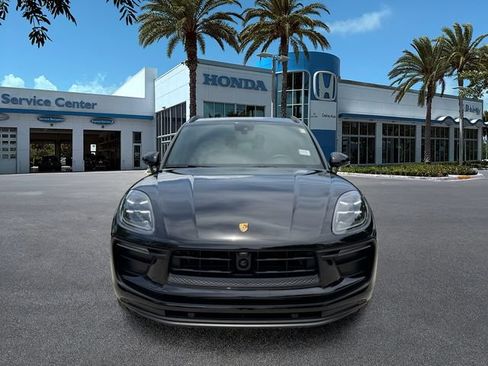 Used 2025 Porsche Macan Turbo AWD/4WD image 3