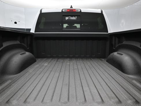 Used 2020 RAM 1500 Lone Star image 6