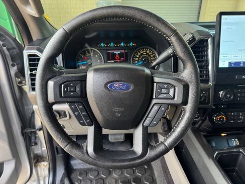 Used 2016 Ford F150 XLT w/ Equipment Group 302A Luxury AWD/4WD image 19