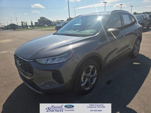 Used 2025 Ford Escape ST-Line AWD/4WD image 1