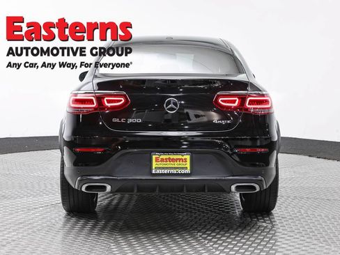 Used 2023 Mercedes-Benz GLC 300 4MATIC Coupe image 6