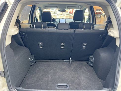 Used 2022 Ford EcoSport SE w/ SE Convenience Package image 13