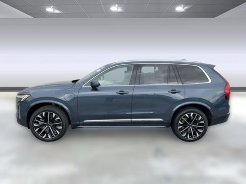 New 2026 Volvo XC90 T8 Ultra w/ Protection Package AWD/4WD image 2