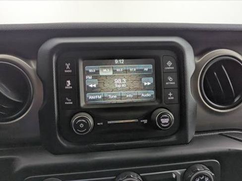Used 2018 Jeep Wrangler Unlimited Sport S AWD/4WD image 26