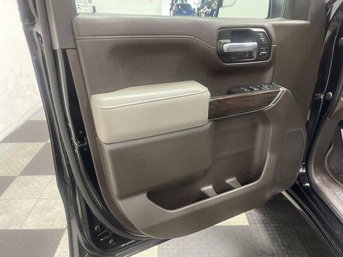 Used 2021 GMC Sierra 1500 SLT w/ SLT Convenience Package AWD/4WD image 8