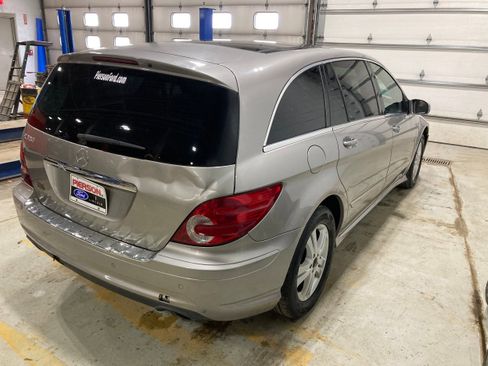 Used 2008 Mercedes-Benz R 350 2WD image 12