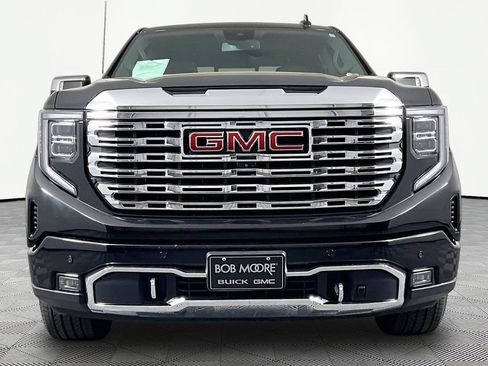Used 2023 GMC Sierra 1500 Denali RWD image 2