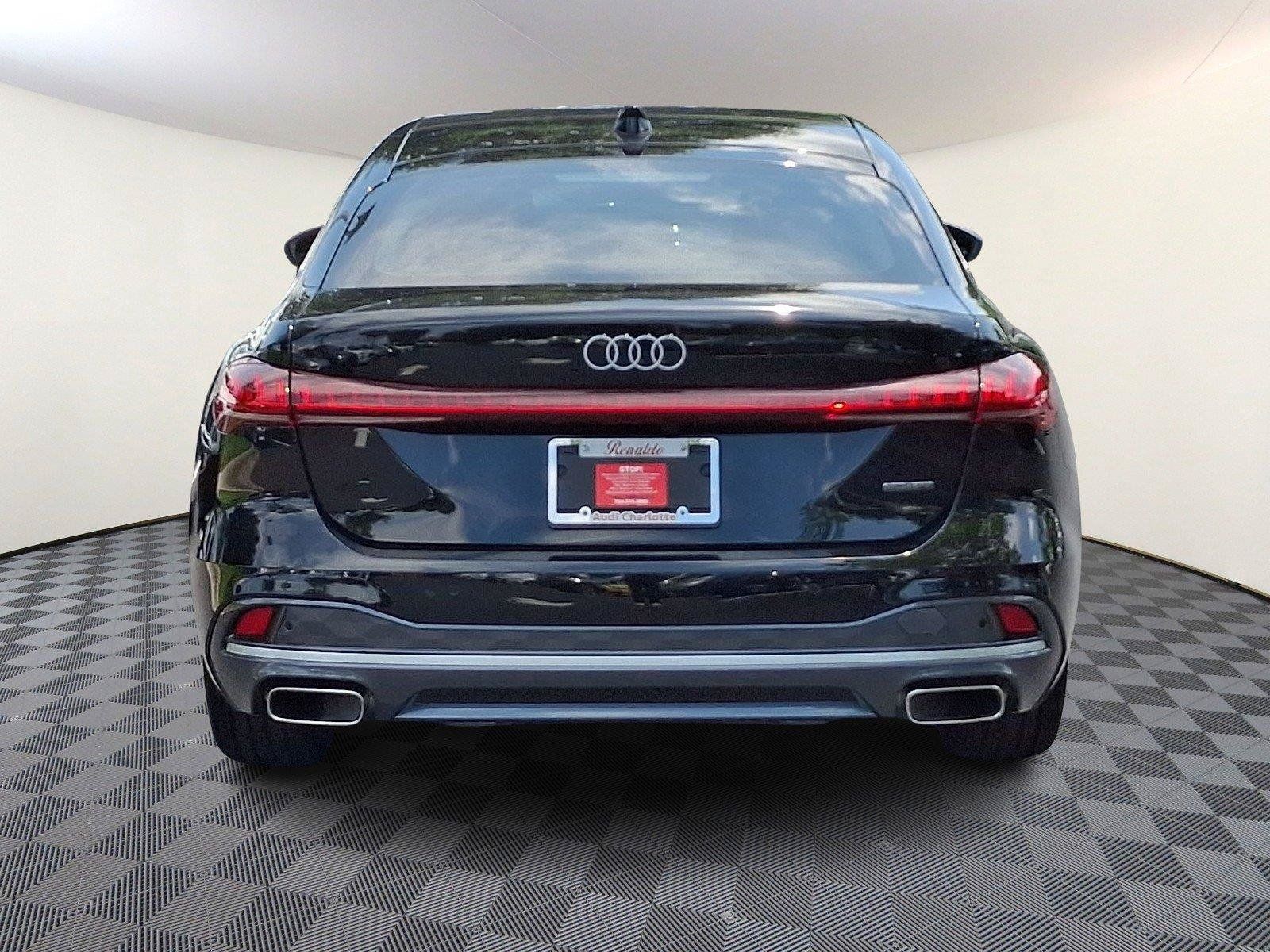 Used 2025 Audi A5 2.0T Premium Plus w/ Premium Plus AWD/4WD image 5