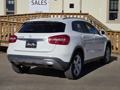 Used 2019 Mercedes-Benz GLA 250 image 9